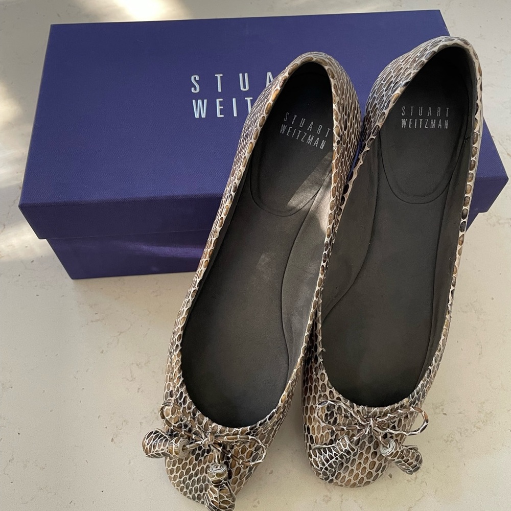 Stuart Weitzman Bowflat Snakeskin Ballet Flats - Size 8